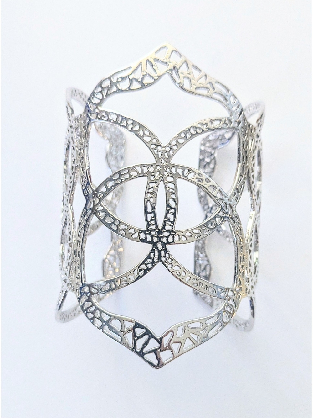 KENDRA SCOTT RONI Silver Plated Wide Filigree Cuff  Bracelet  Retired